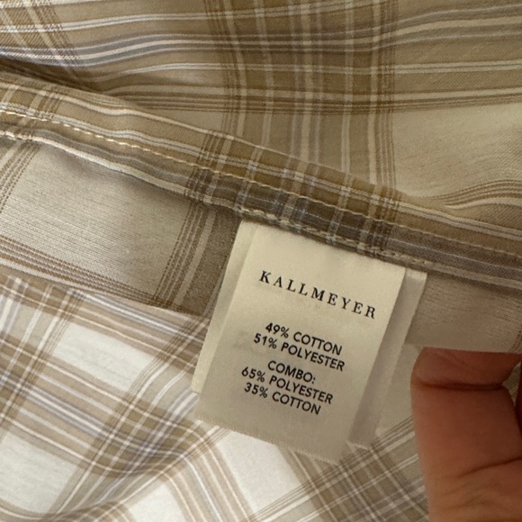 Plaid Button-Up Shirt - Picture 4 of 4